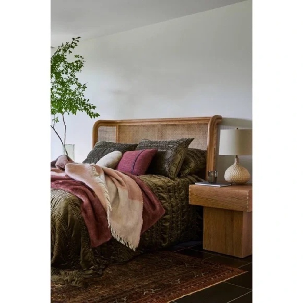 Anthropologie Lustered Velvet Alastair Quilt full/queen with shams moss green